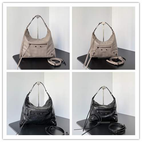 Picture of Balenciaga Handbags _SKUfw241653255fw